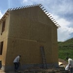 Фотографии строительства дома из SIP-панелей в Долане